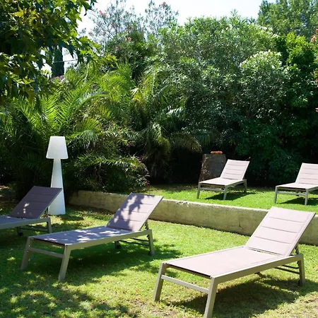 Mas De Cerier بيت للعطل