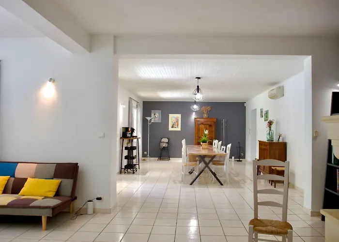 Mas De Cerier Vakantiehuis Saint-Gilles (Gard)